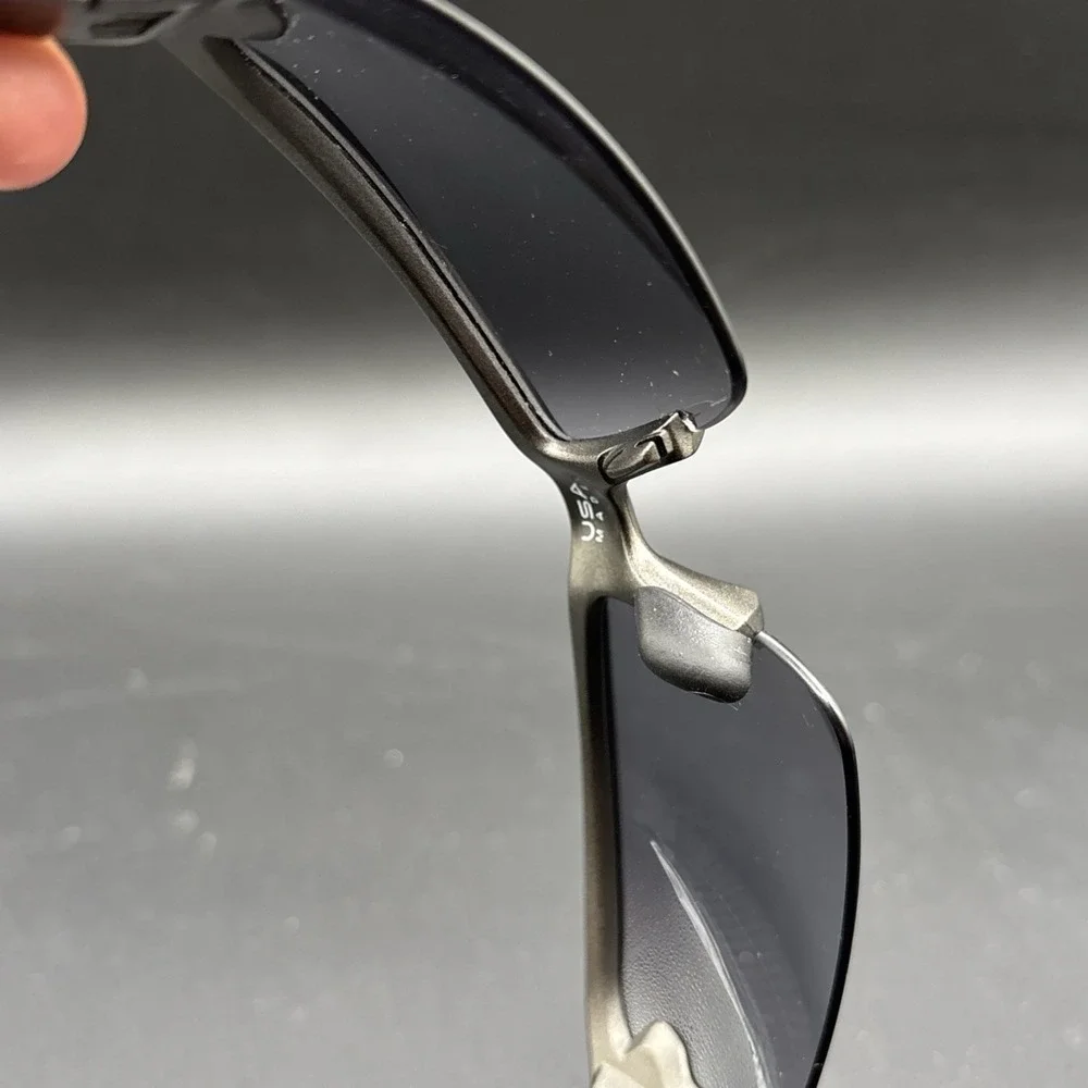 Oakley Flak 2.0 Sunglasses OO9188-6159 Concrete 59-12 133 Gray Lenses